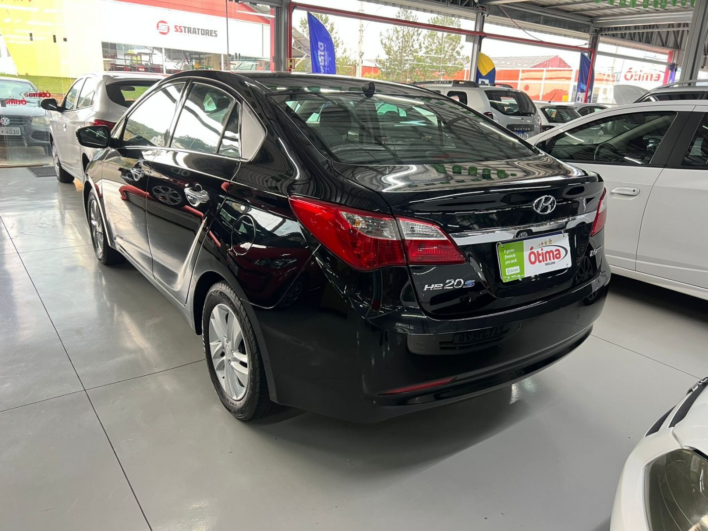 HYUNDAI HB20 SEDAN 1.6  - Foto 8