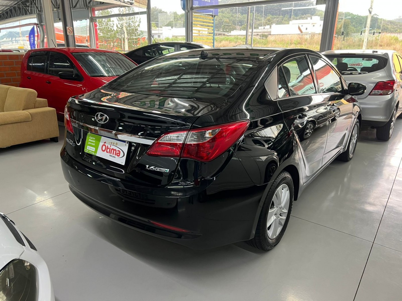 HYUNDAI HB20 SEDAN 1.6  - Foto 7