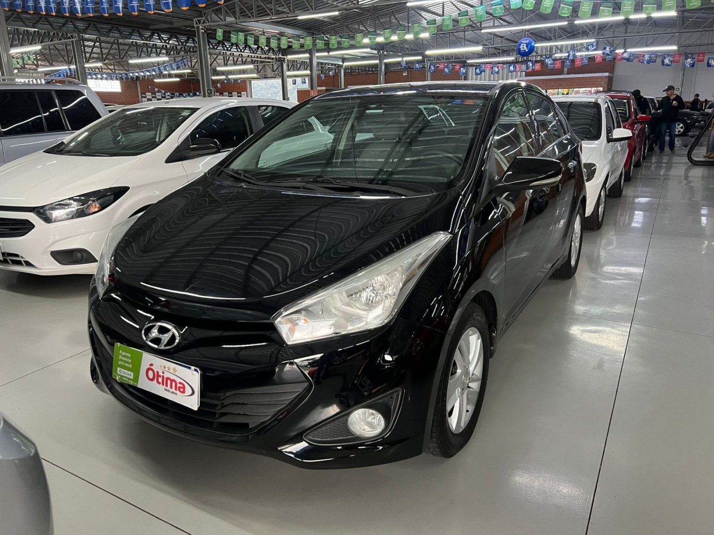 HYUNDAI HB20 SEDAN 1.6  - Foto 1