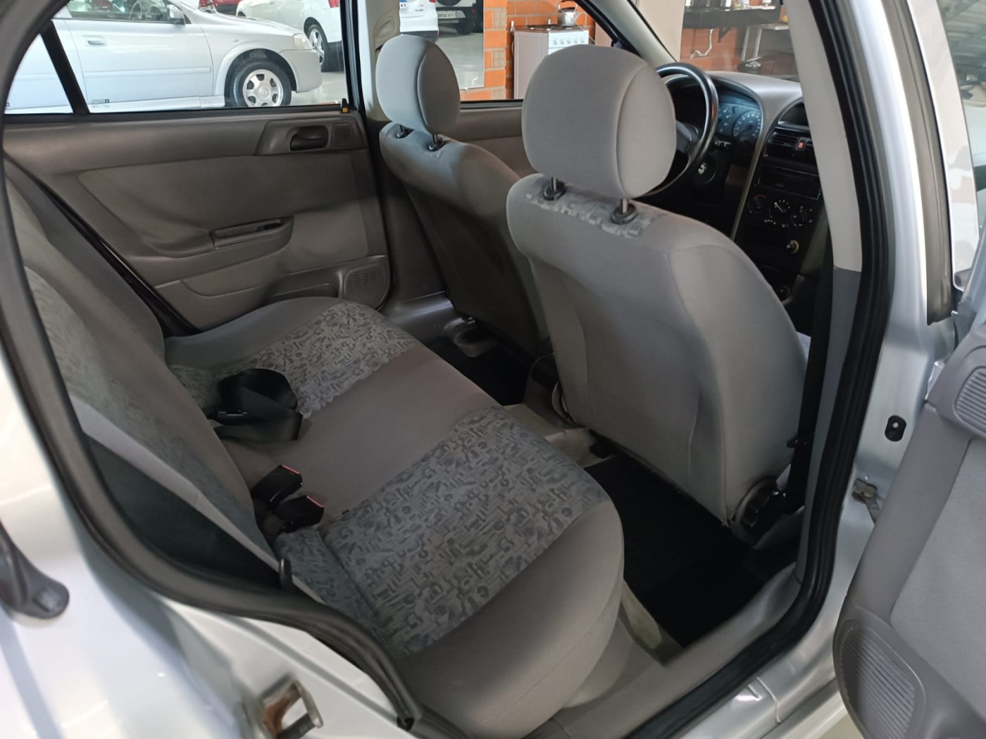 GM ASTRA SEDAN 2.0 - Foto 6