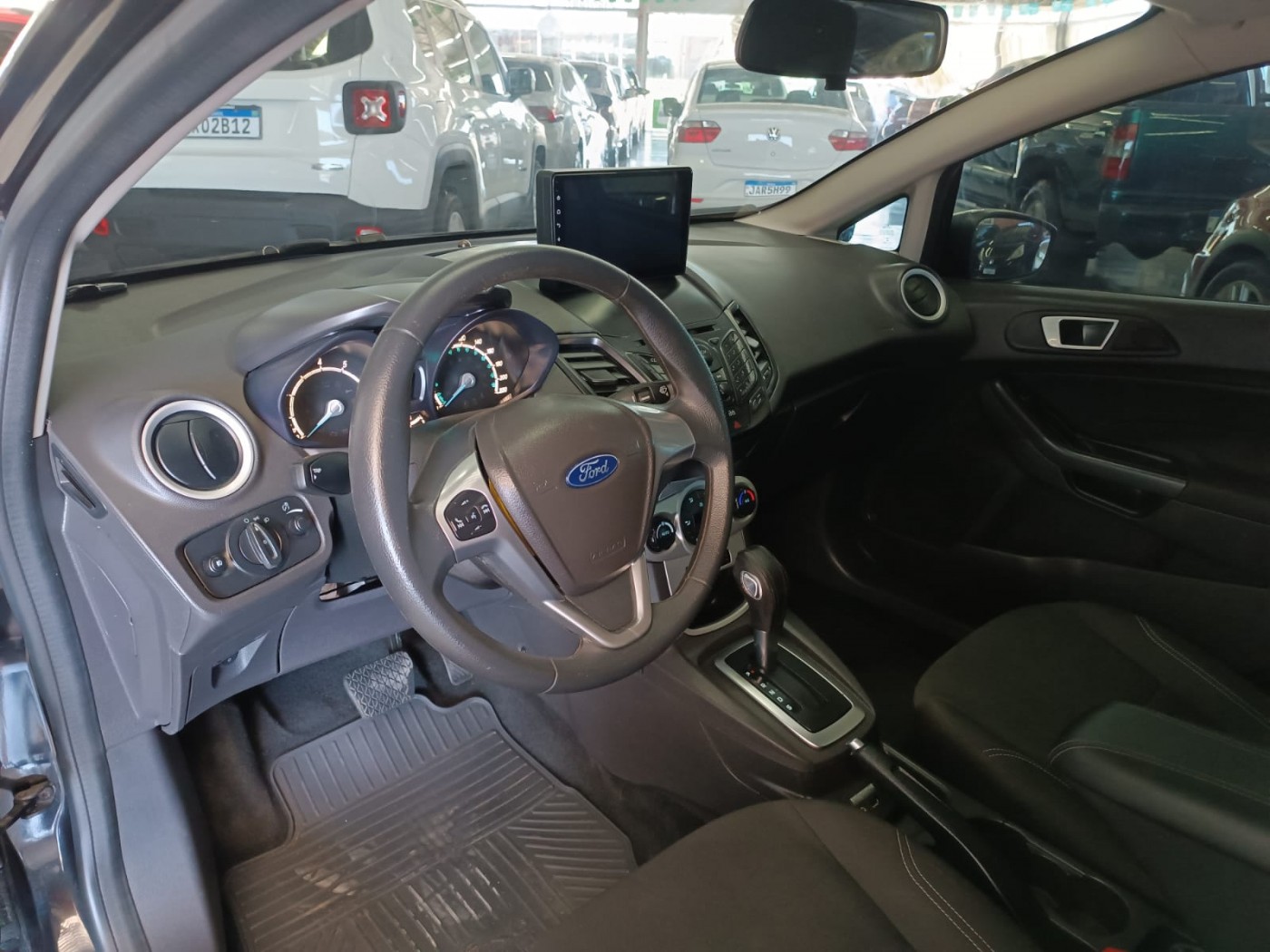 FORD NEW FIESTA 1.6 - Foto 3