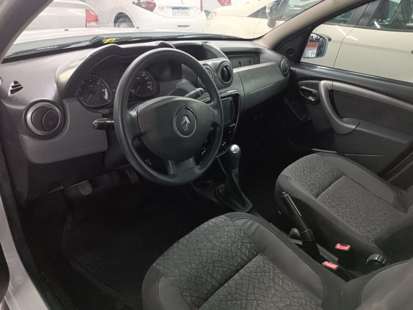 RENAULT DUSTER EXPRESSION 1.6 - Foto 3