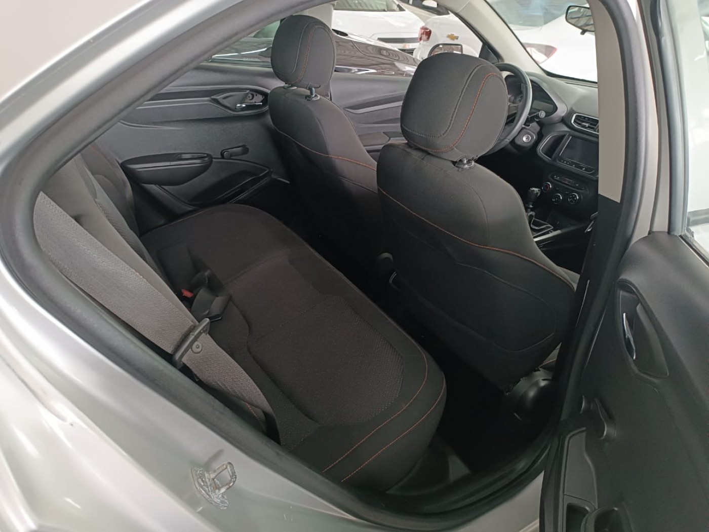 GM ONIX LT 1.0 - Foto 5