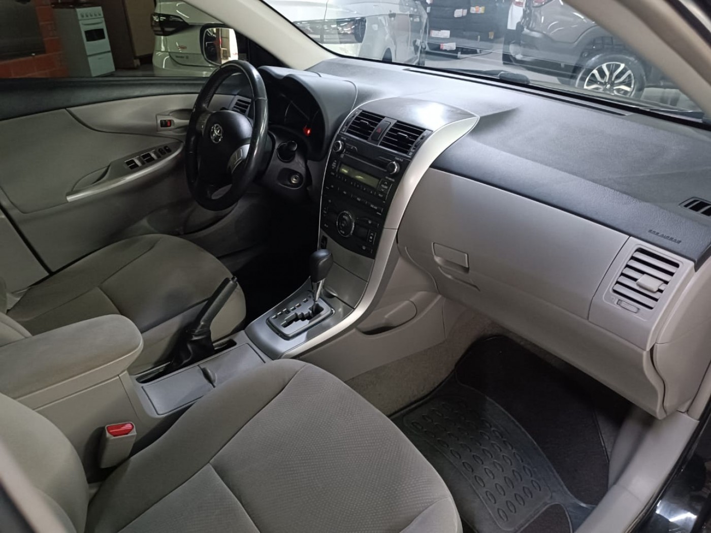 TOYOTA COROLLA GLI  - Foto 4