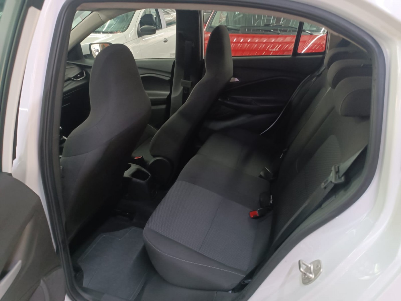 GM ONIX MT  LT - Foto 6