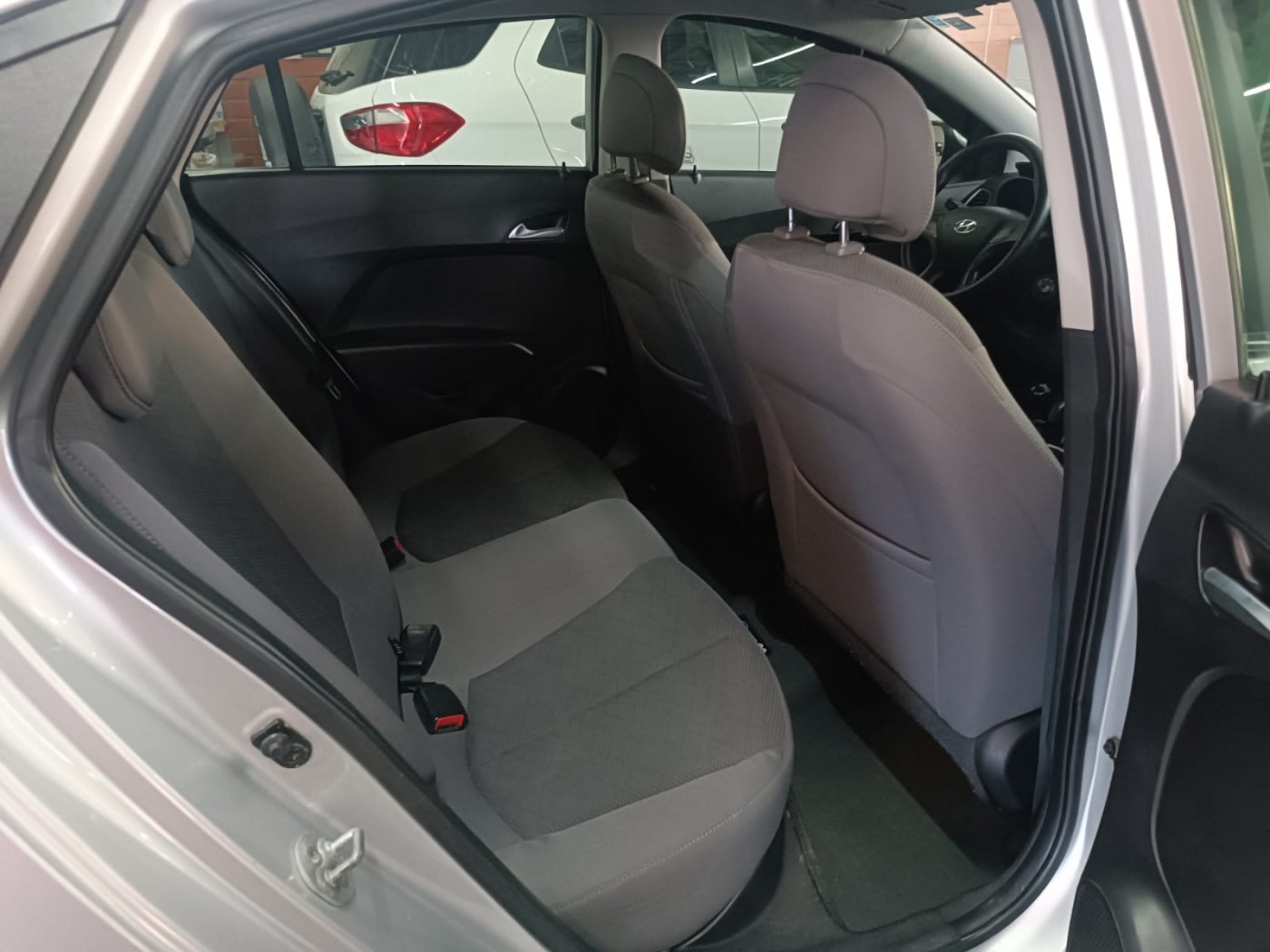 HYUNDAI HB20S 1.0 COMFORT - Foto 5