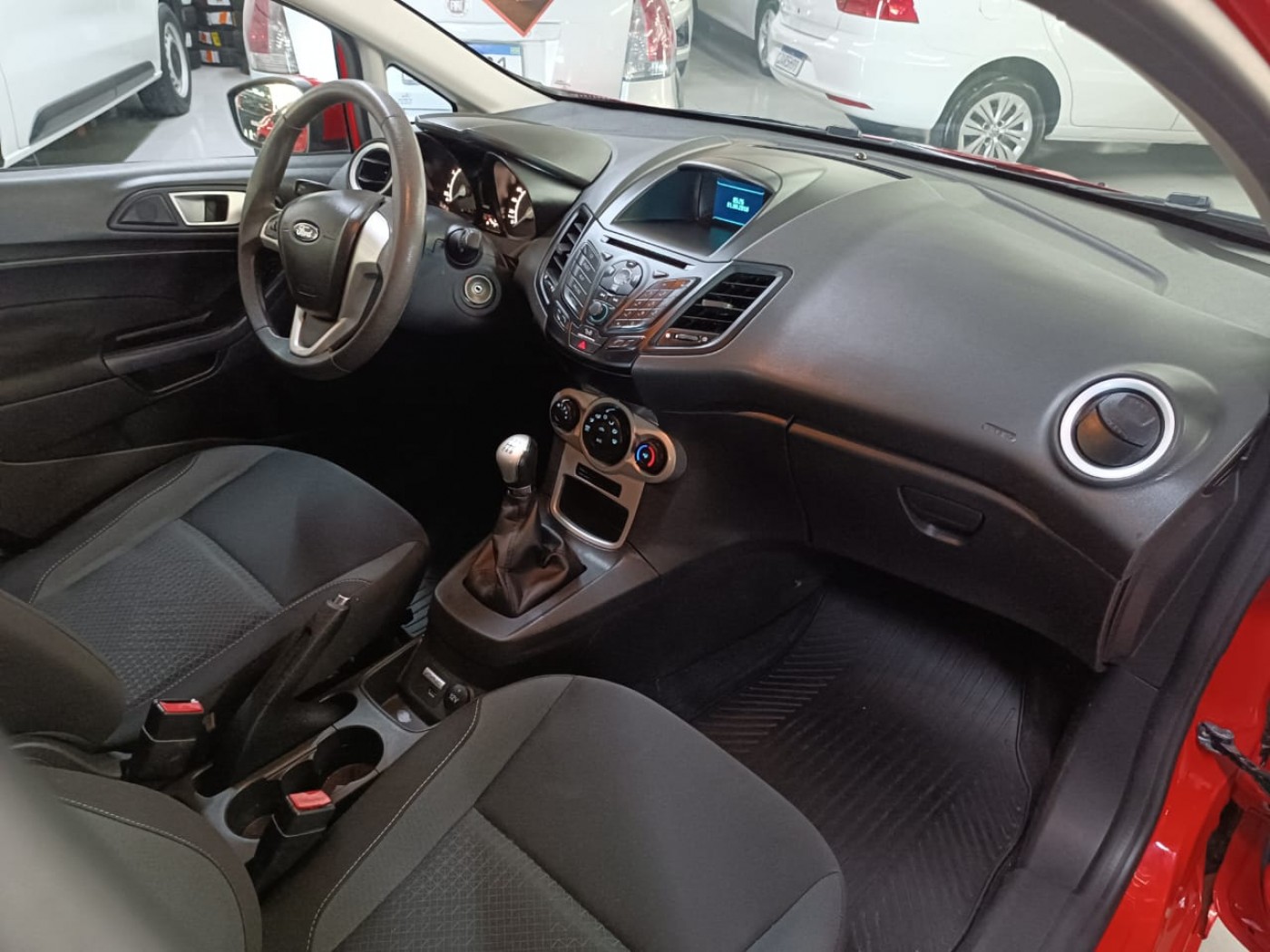 FORD NEW FIESTA 1.6 - Foto 3