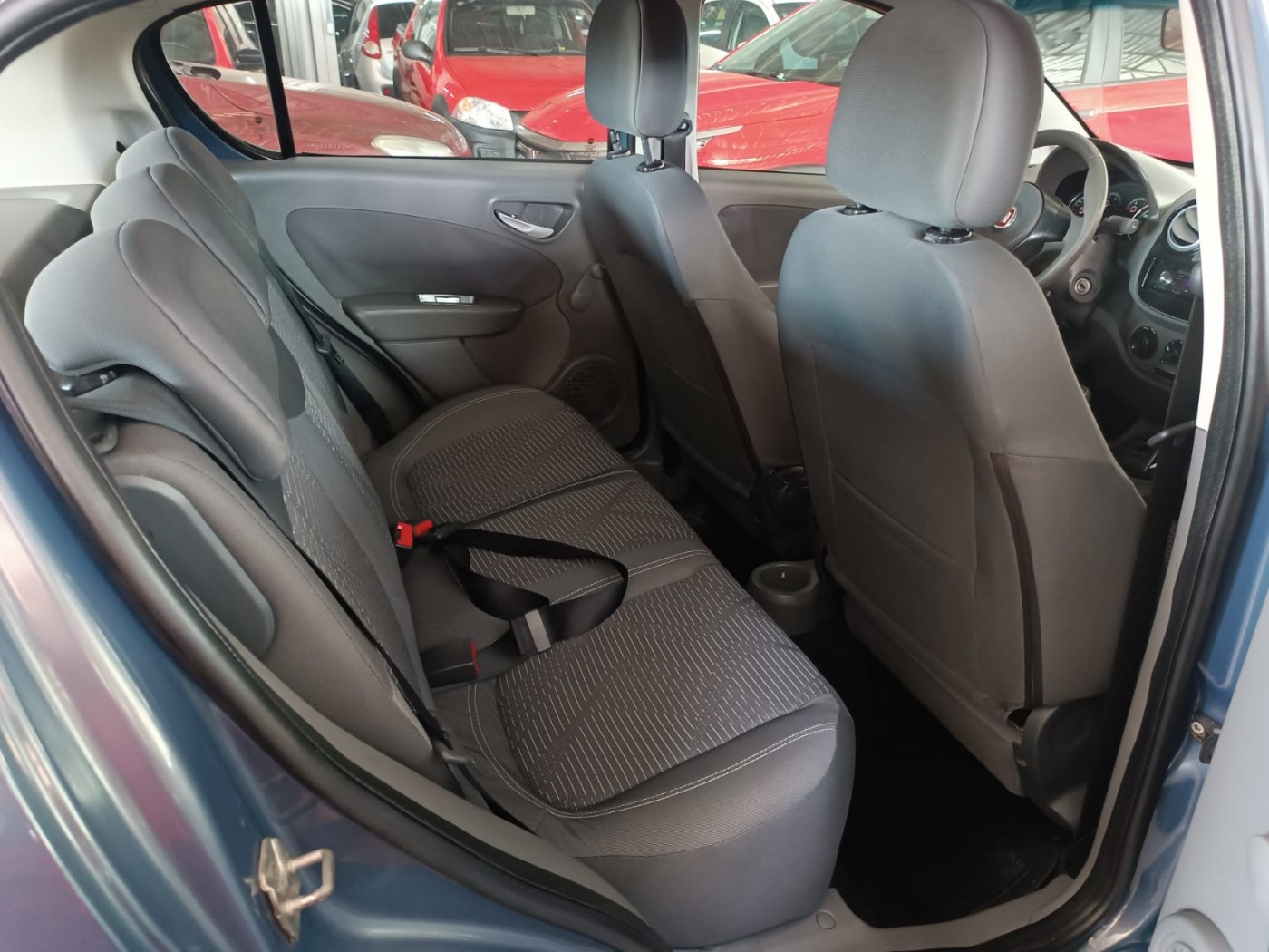 FIAT PALIO ATTRACTIVE 1.4 - Foto 6