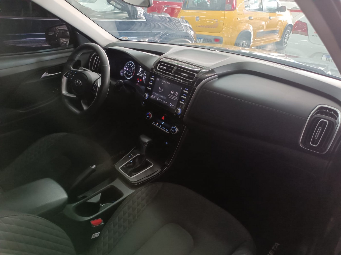 HYUNDAI CRETA LIMITED - Foto 4