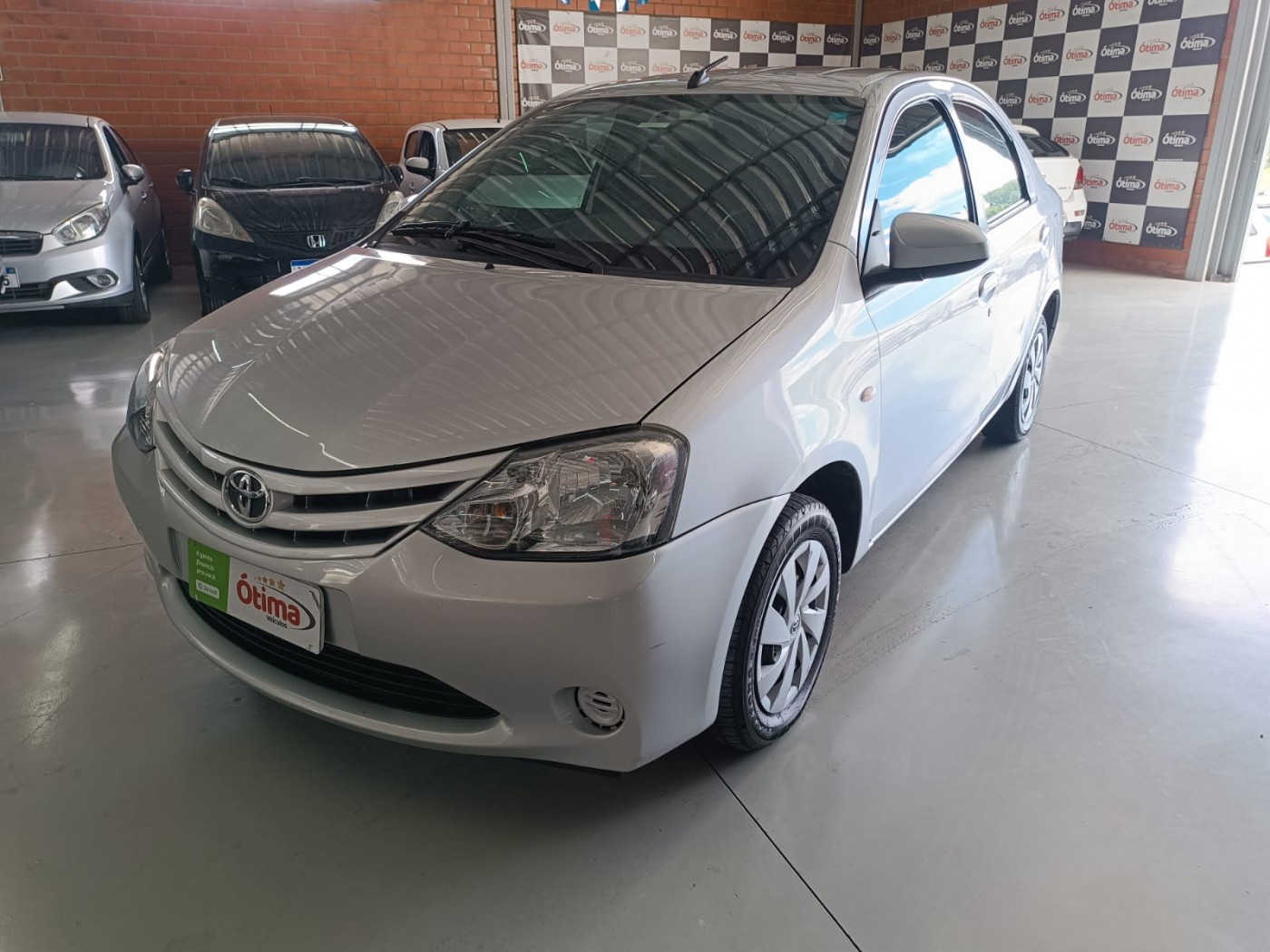 TOYOTA ETIOS XS 1.5 UNICO DONO - Foto 2