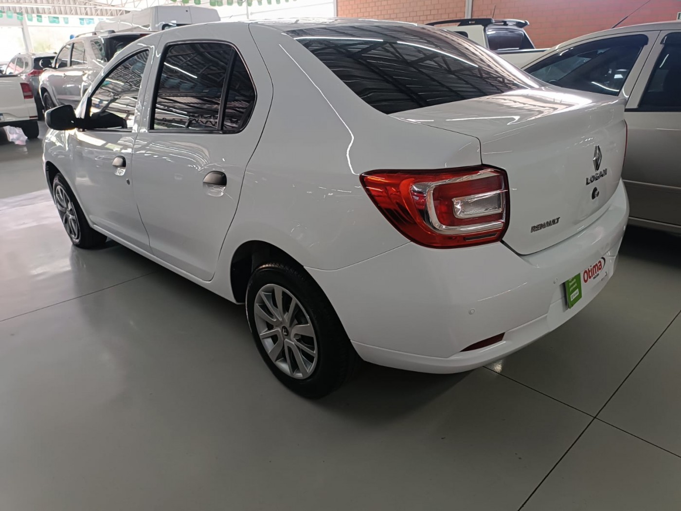 RENAULT LOGAN LIFE 1.0 - Foto 7