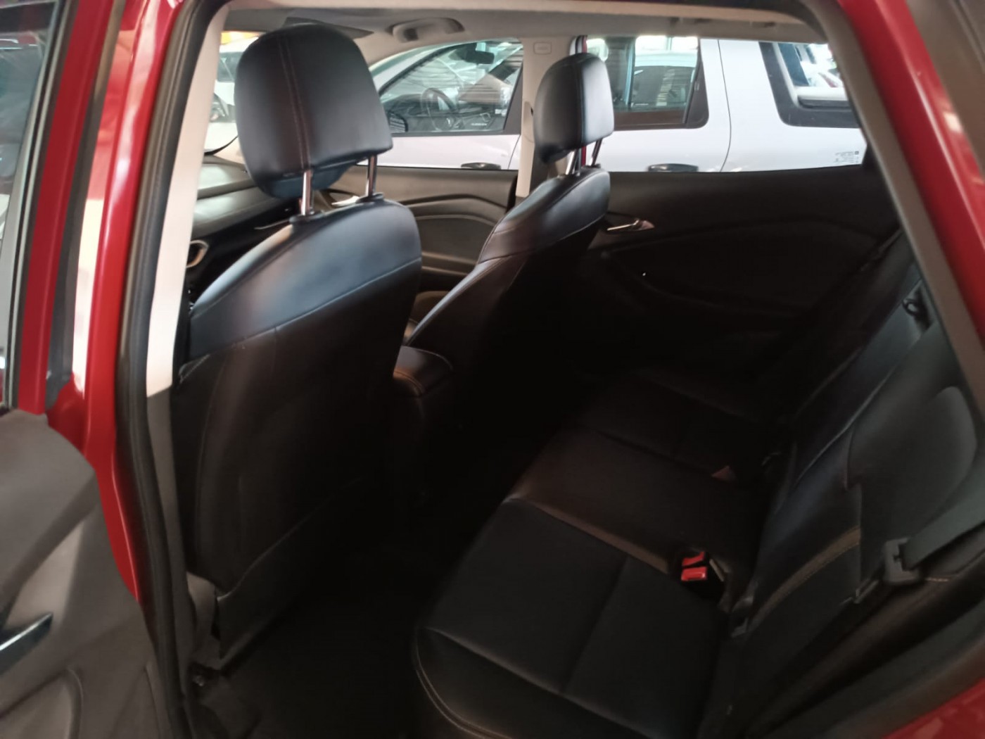 GM TRACKER PREMIER COM TETO SOLAR - Foto 5