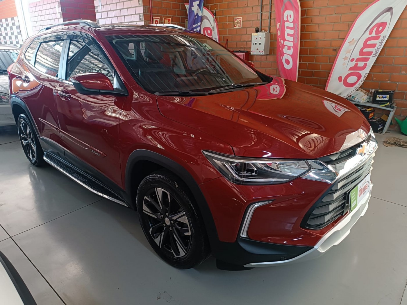 GM TRACKER PREMIER COM TETO SOLAR - Foto 2