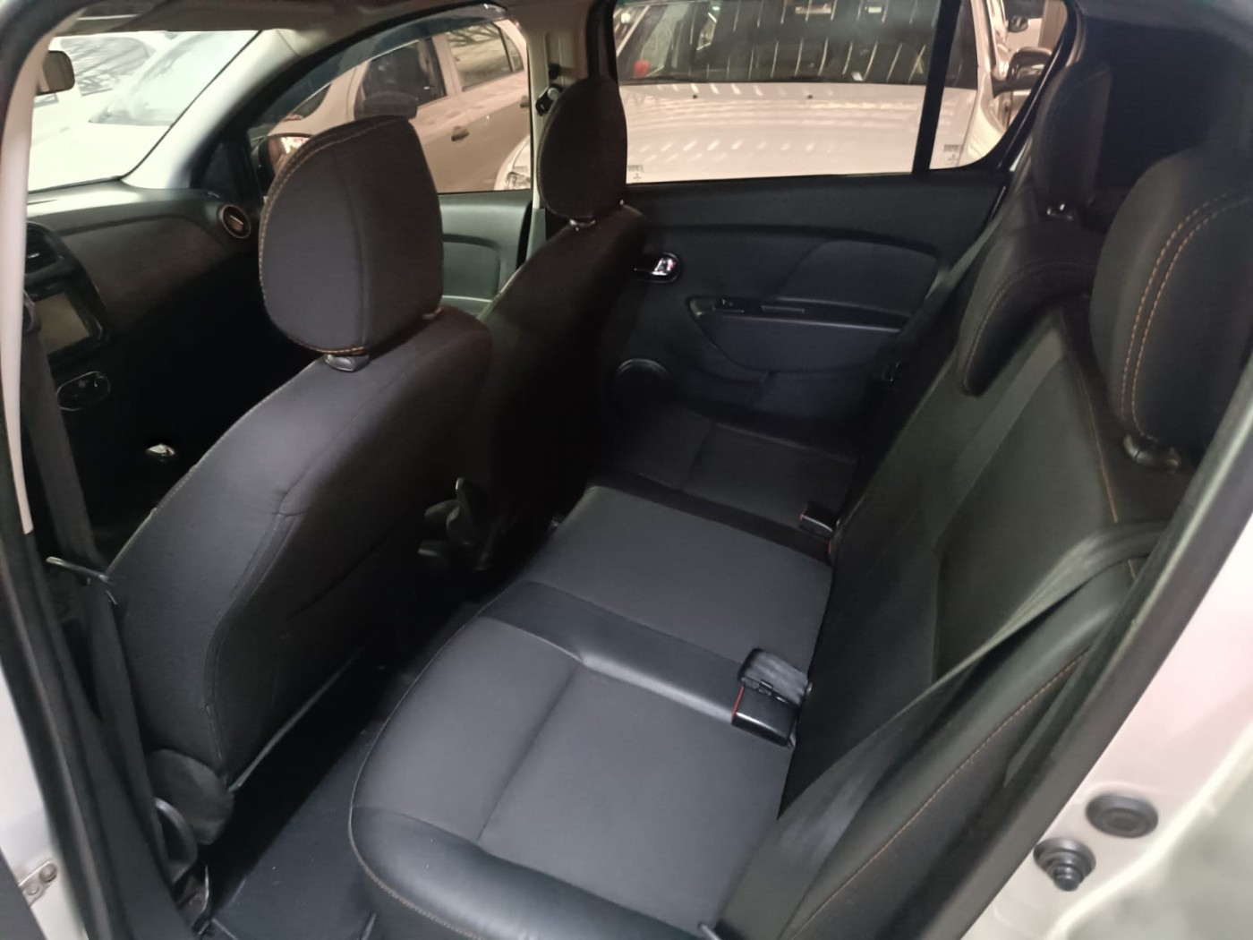 RENAULT SANDERO STEPWAY 1.6 AUTOMATICO - Foto 5