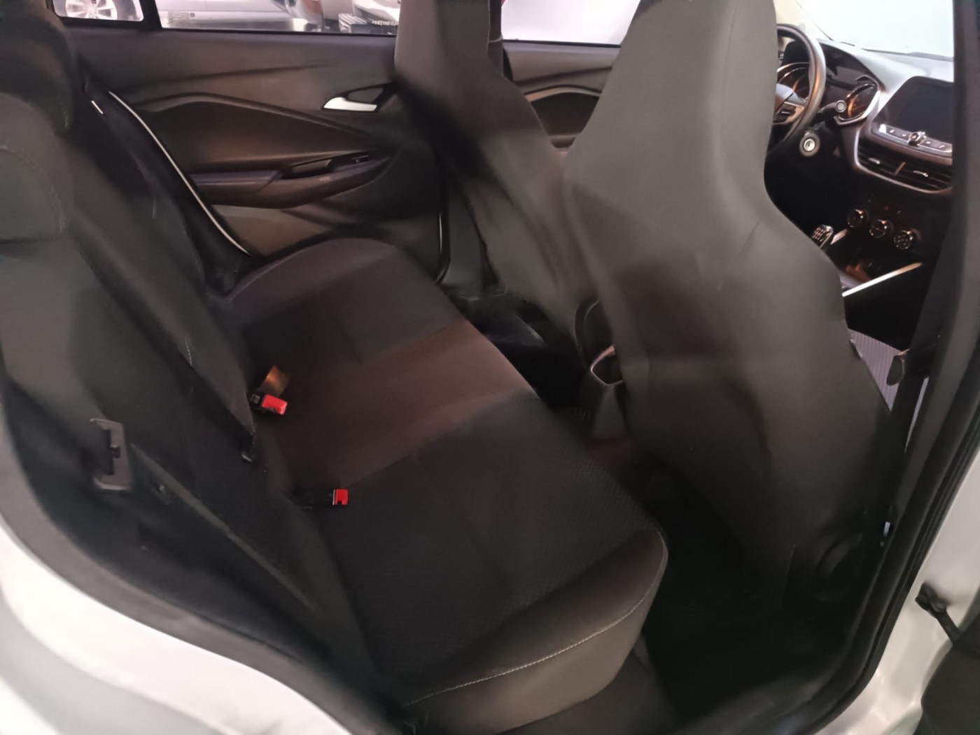 GM ONIX LT ASPIRADO - Foto 6