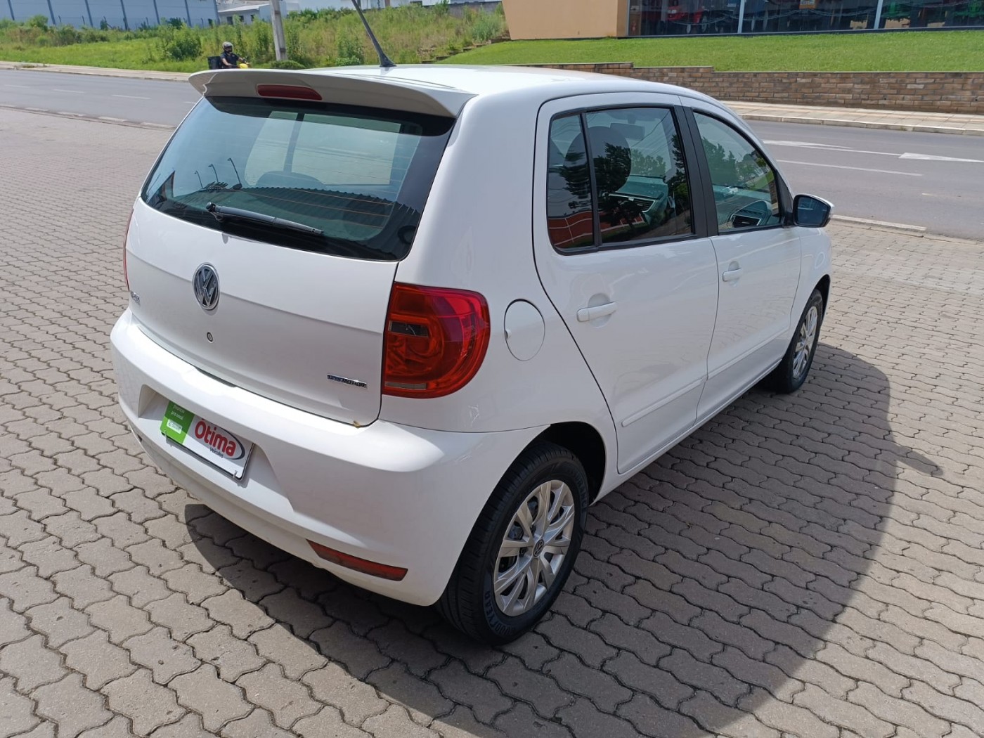 VW FOX BLOUEMOTION 1.6 - Foto 8