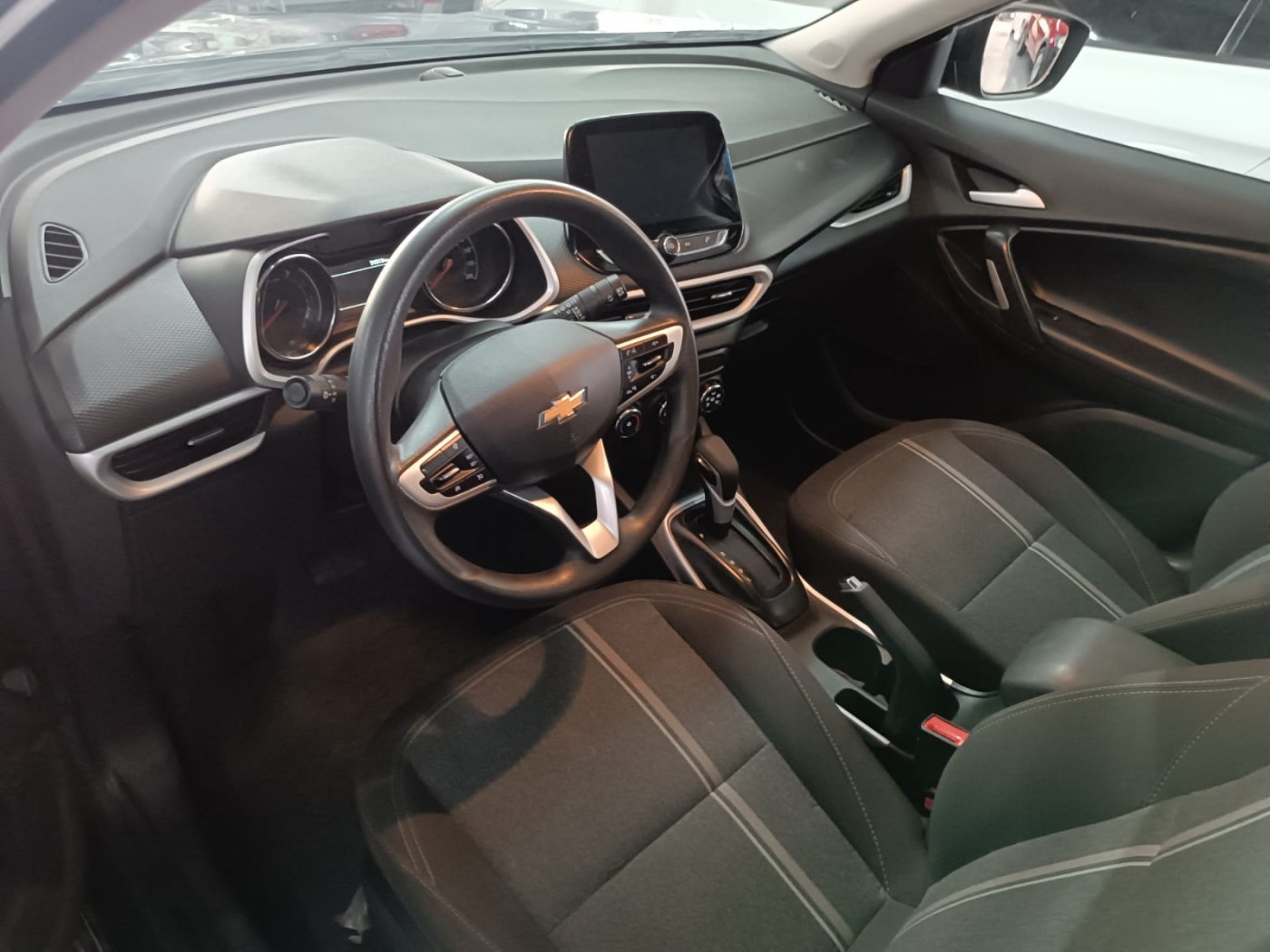 GM TRACKER LT 1.0 - Foto 3