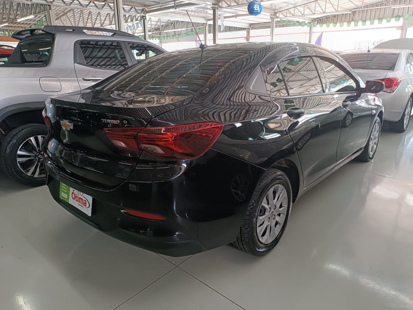 GM ONIX PLUS 1.0 - Foto 8