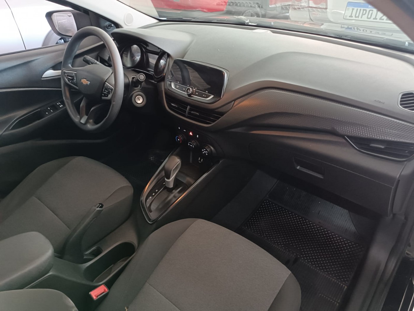 GM ONIX PLUS 1.0 - Foto 4