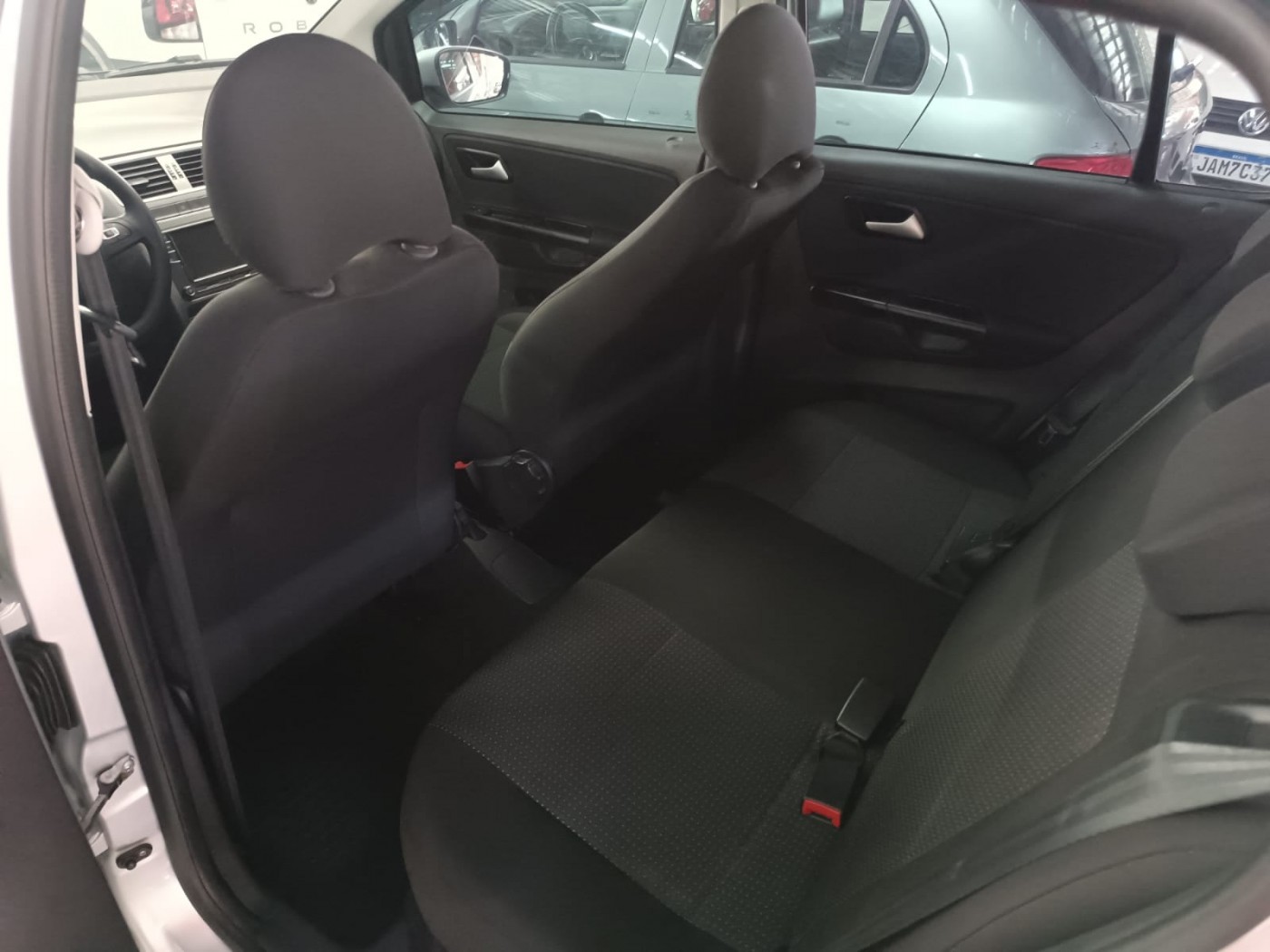 VW FOX 1.6 CONNECT - Foto 6