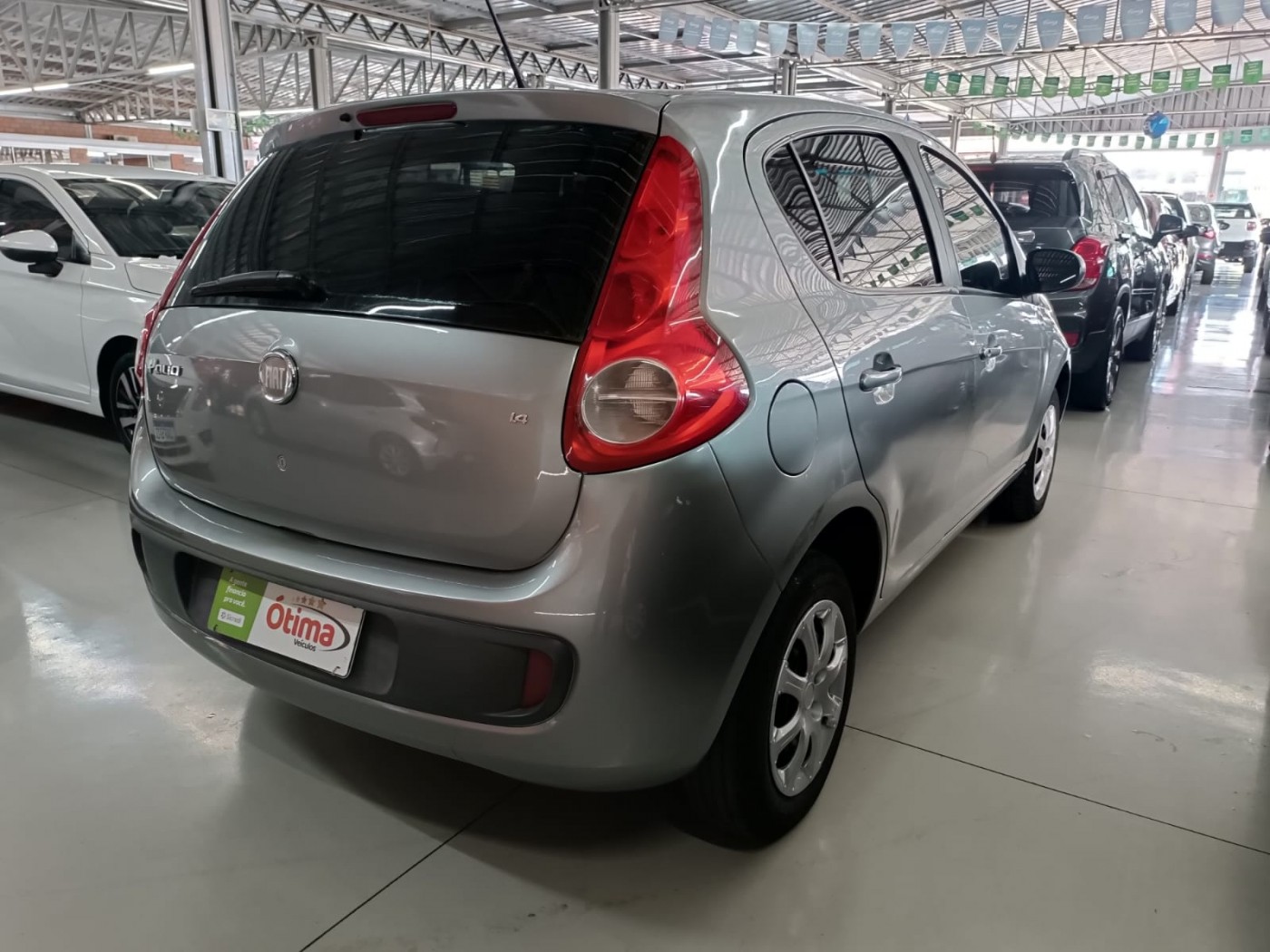 FIAT PALIO ATTRACTIV 1.4 - Foto 8