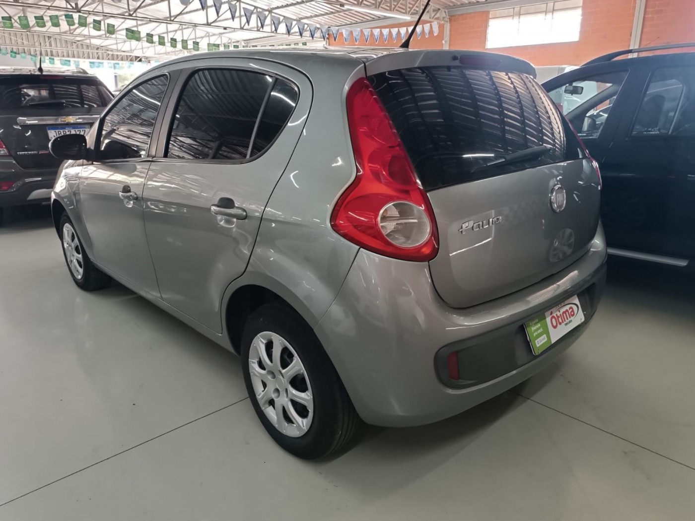 FIAT PALIO ATTRACTIV 1.4 - Foto 7
