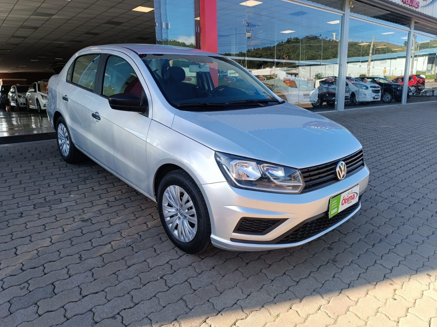 VW VOYAGE 1.6  - Foto 1