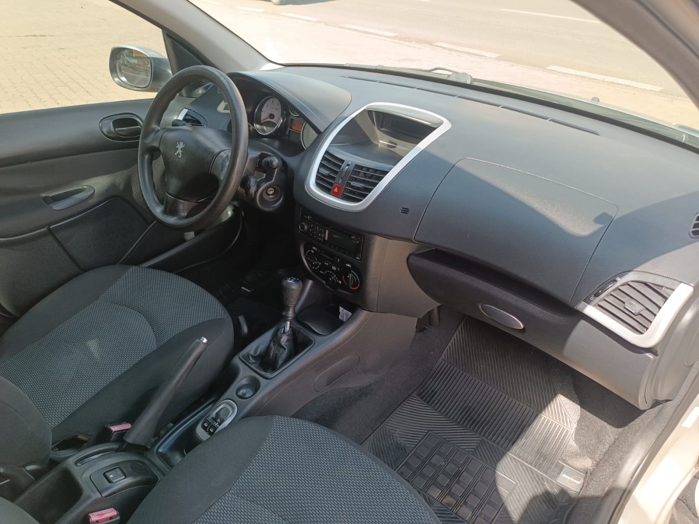 PEUGEOUT 207 XR PASSION - Foto 4