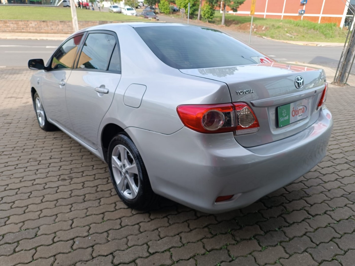 TOYOTA COROLLA GLI 1.8 - Foto 8