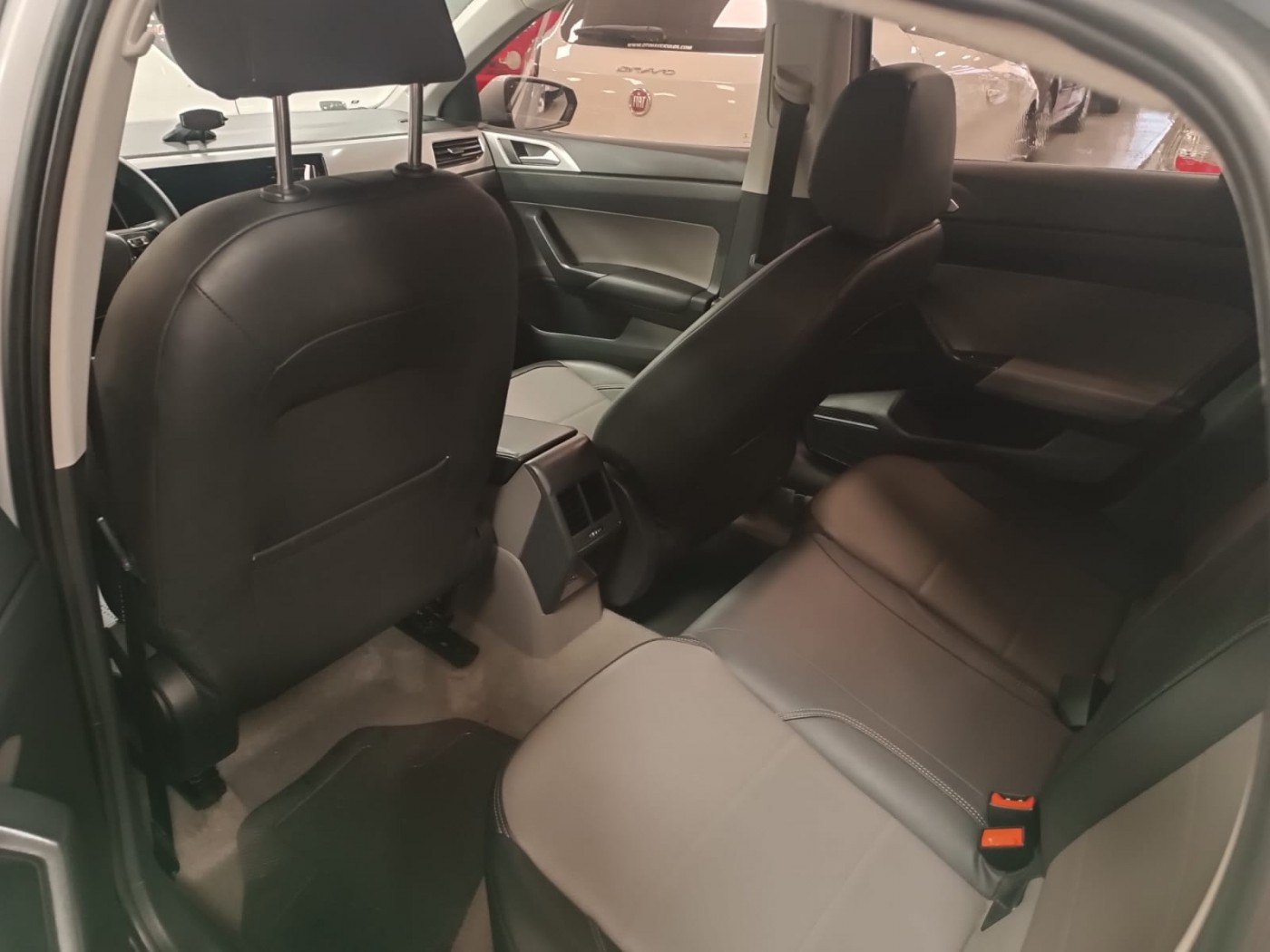 VW VIRTUS HIGHLINE UNICA DONA  - Foto 6