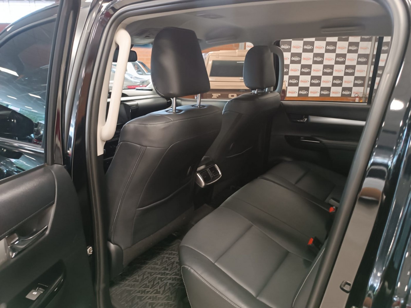 TOYOTA HILUX SRX PLUS - Foto 6