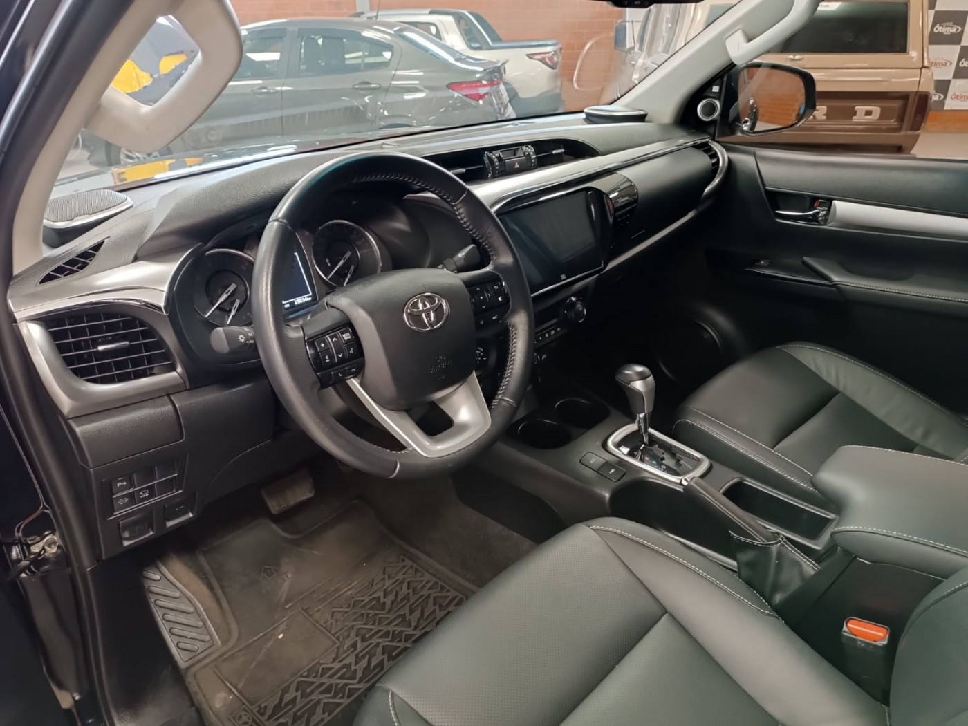 TOYOTA HILUX SRX PLUS - Foto 3