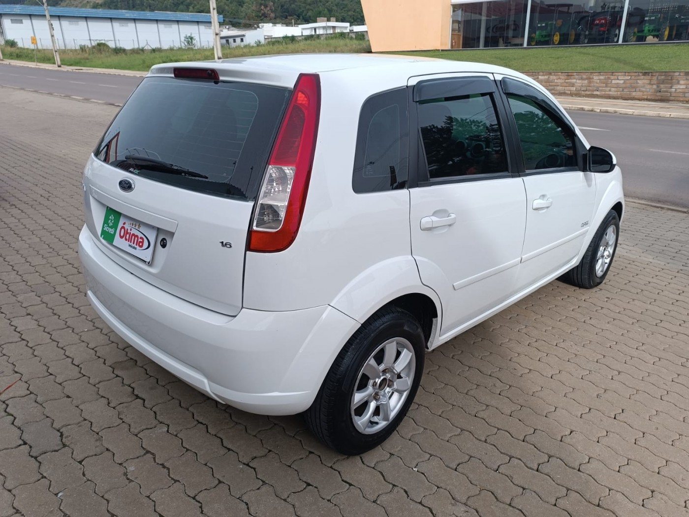 FORD FIESTA 1.6 - Foto 7