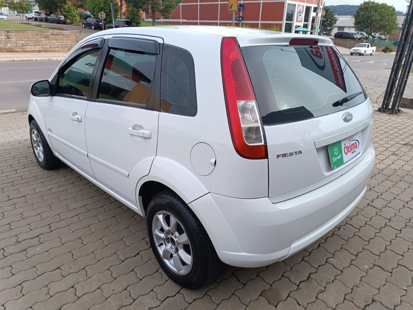 FORD FIESTA 1.6 - Foto 8