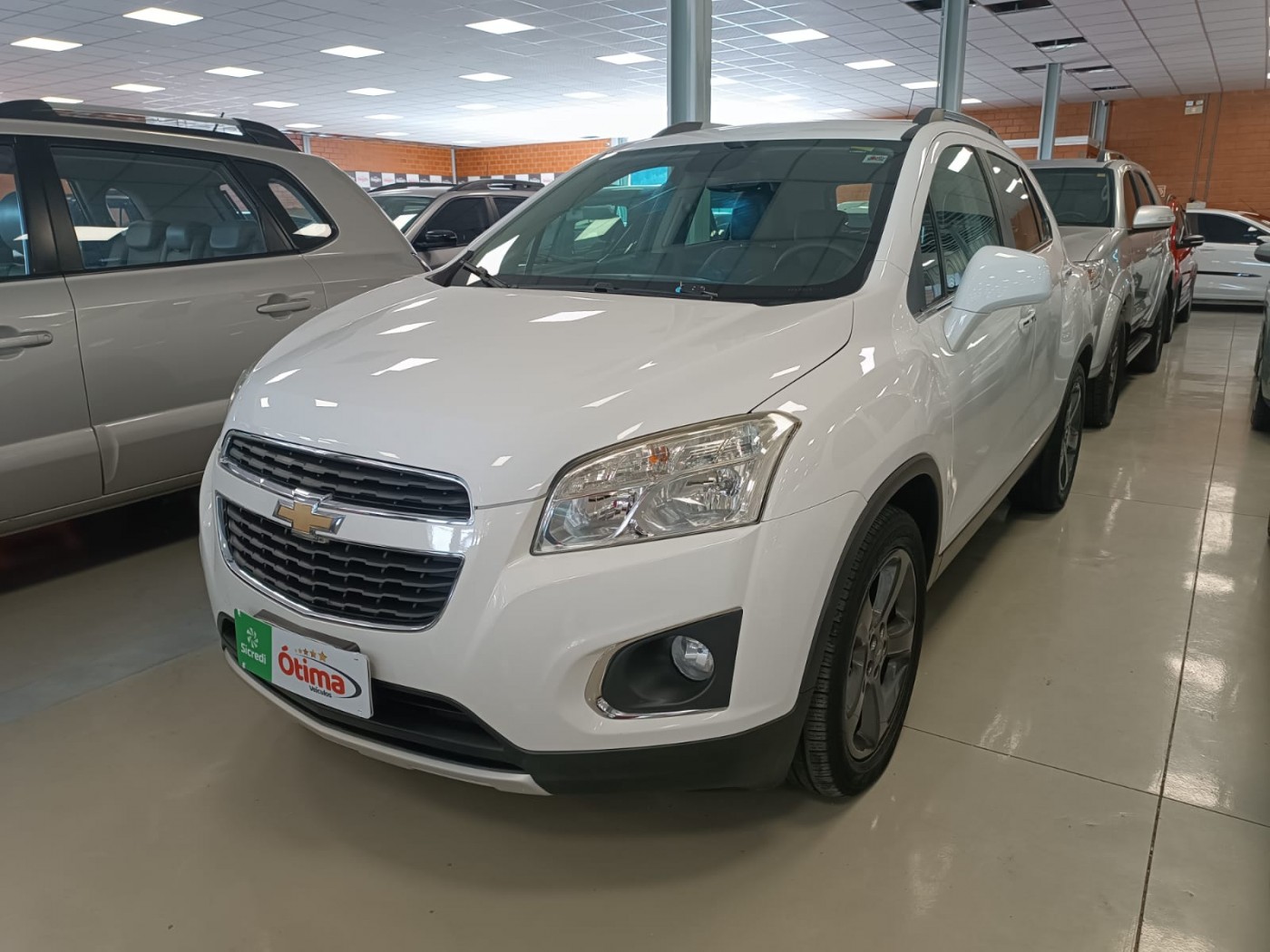 GM TRACKER LTZ 1.8  - Foto 2