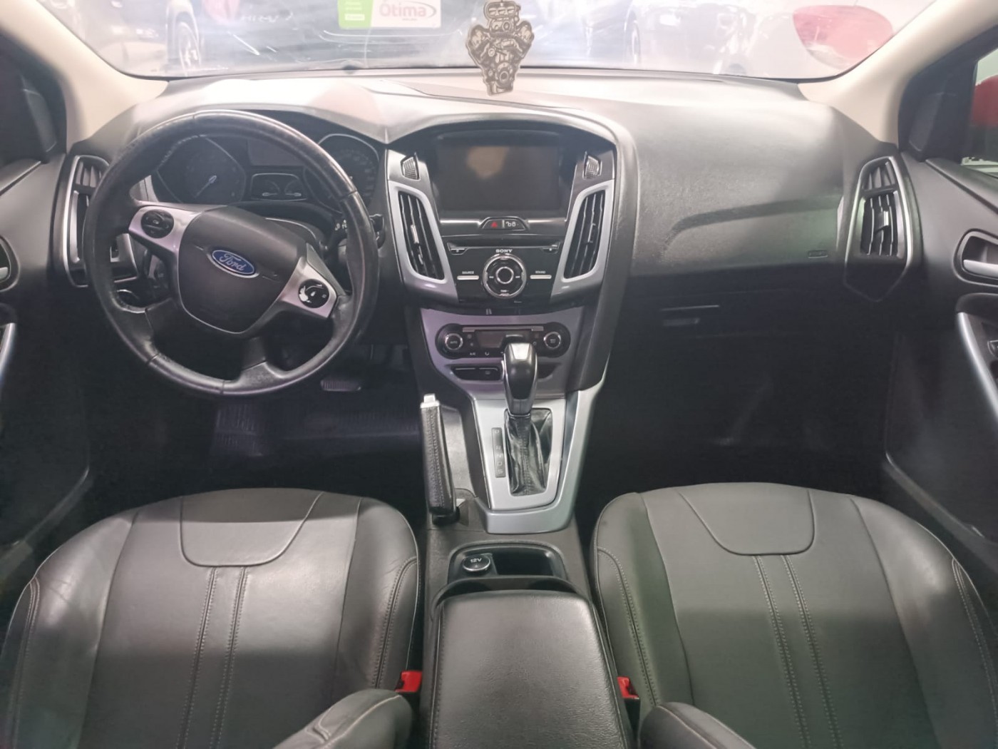 FORD FOCUS SEDAN TITANIUM - Foto 5