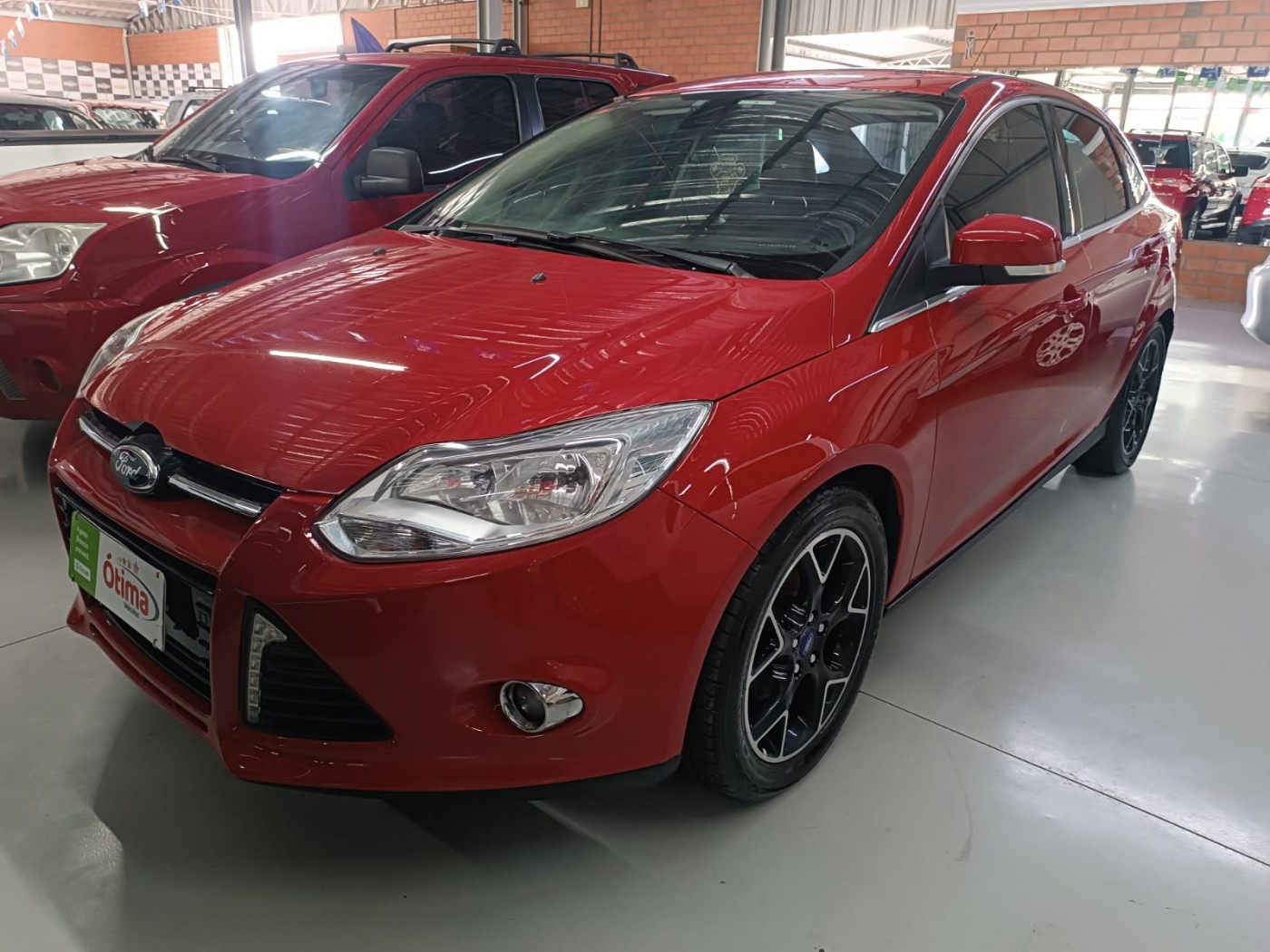 FORD FOCUS SEDAN TITANIUM - Foto 2