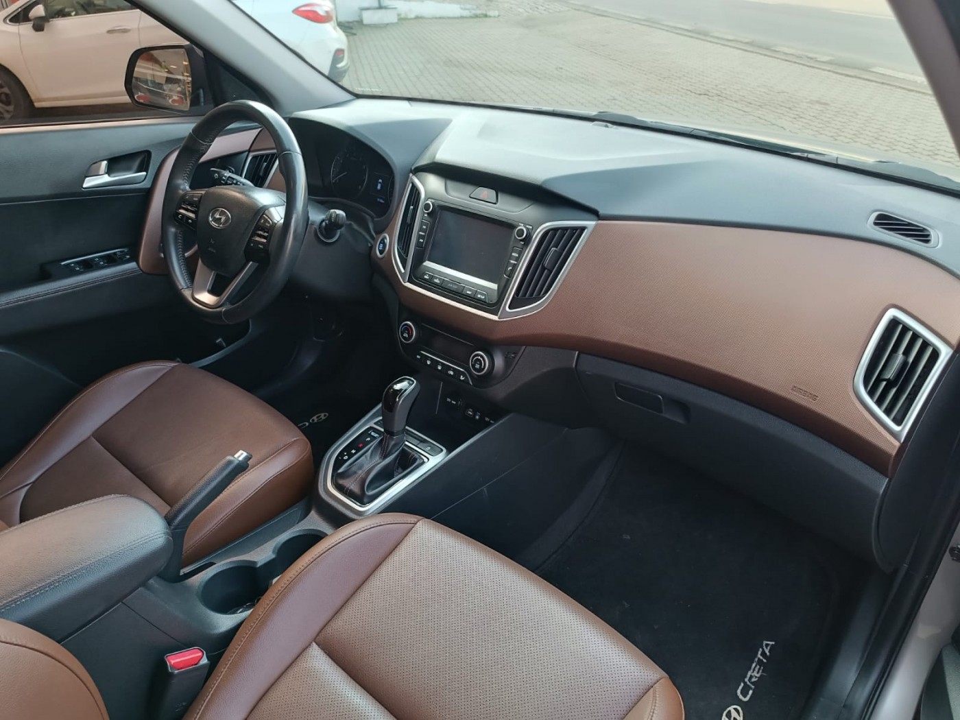 HYUNDAI CRETA PRESTIGE - Foto 4