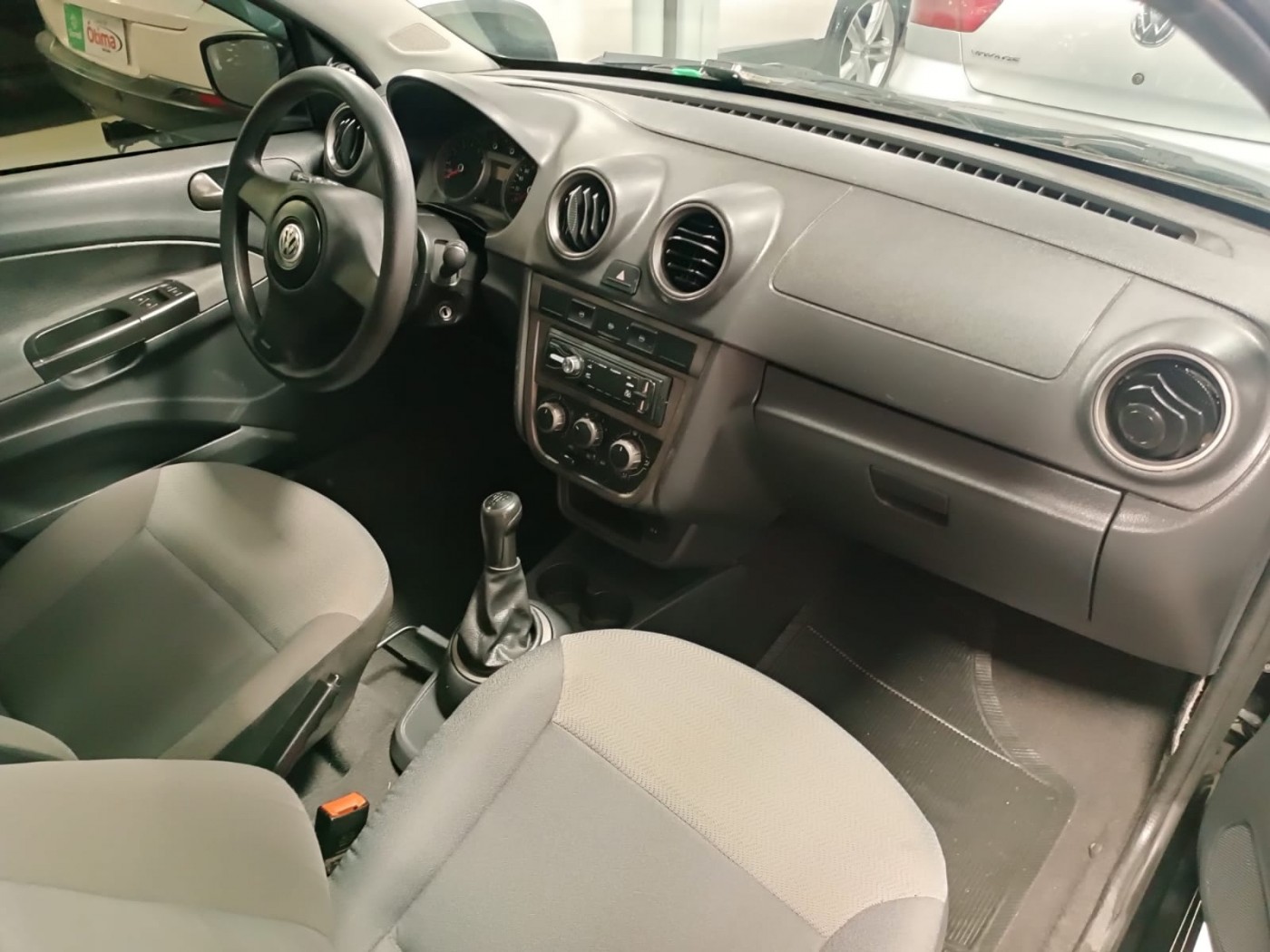 VW VOYAGE 1.0 - Foto 4