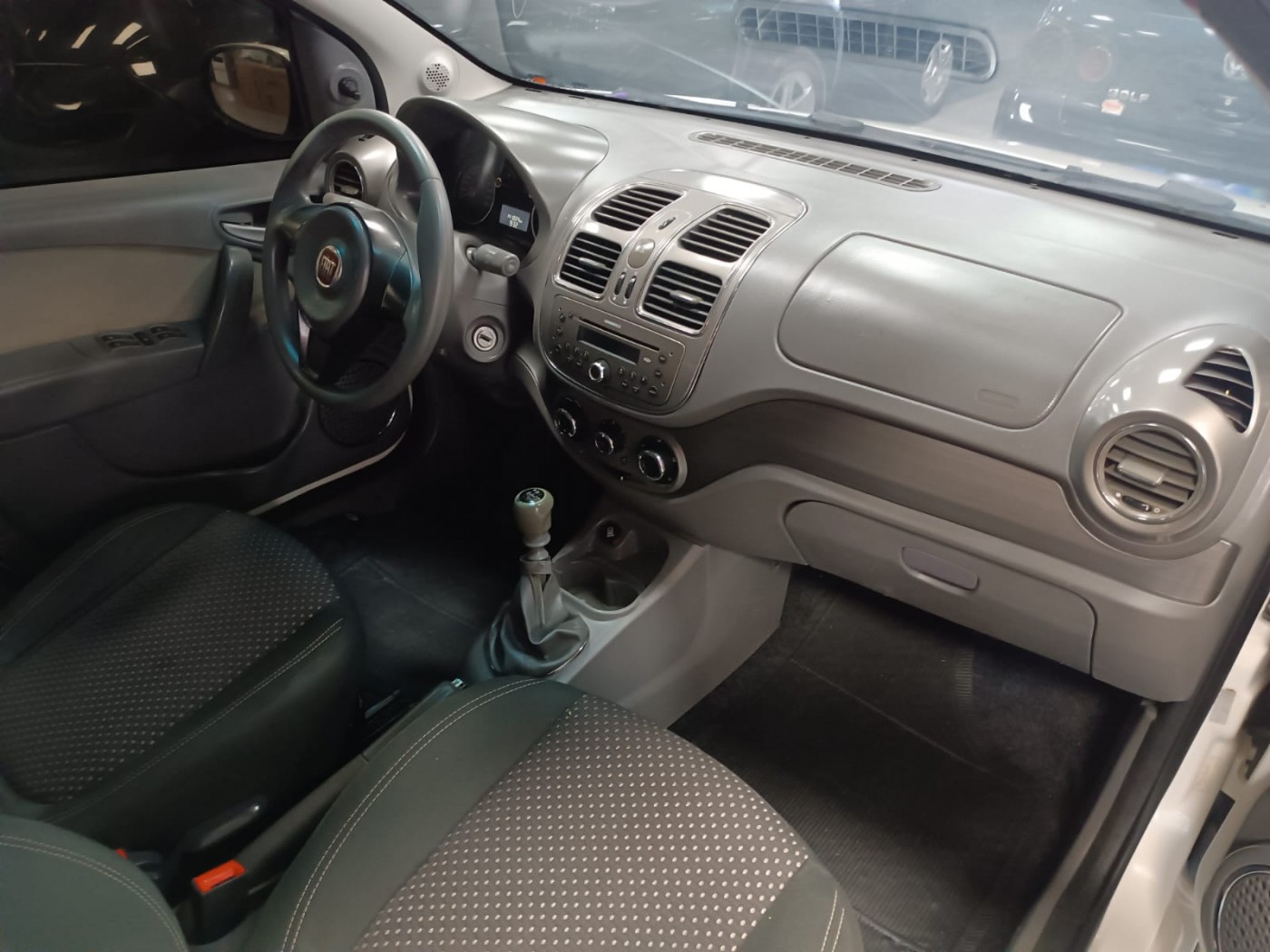 FIAT GRAN SIENA ESSENCE 1.6 - Foto 4