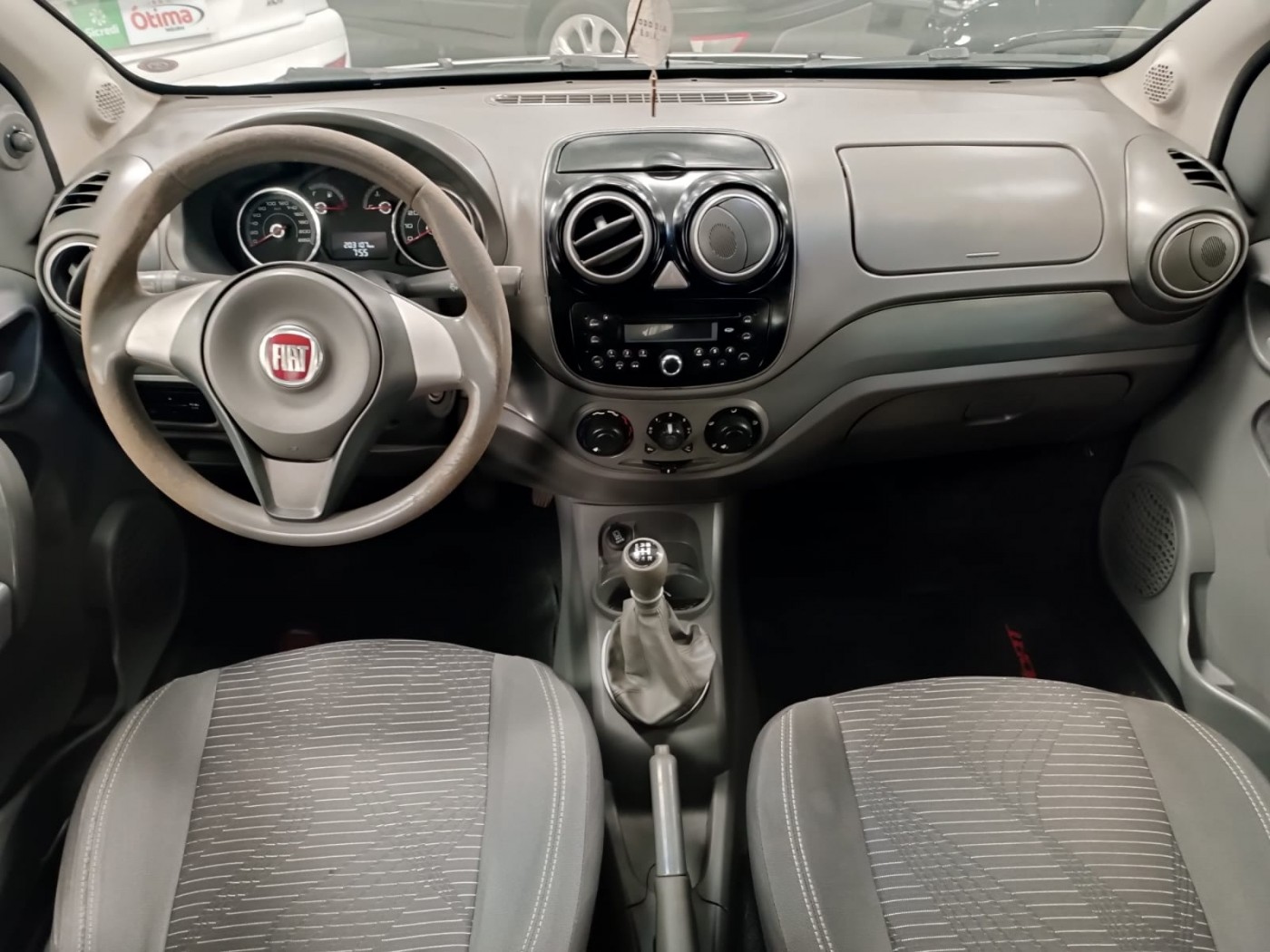 FIAT PALIO ATTRACTIVE 1.0 - Foto 5