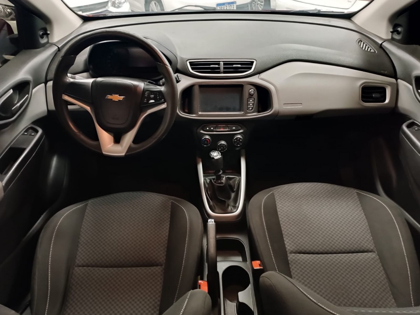 GM ONIX LT 1.0 - Foto 5