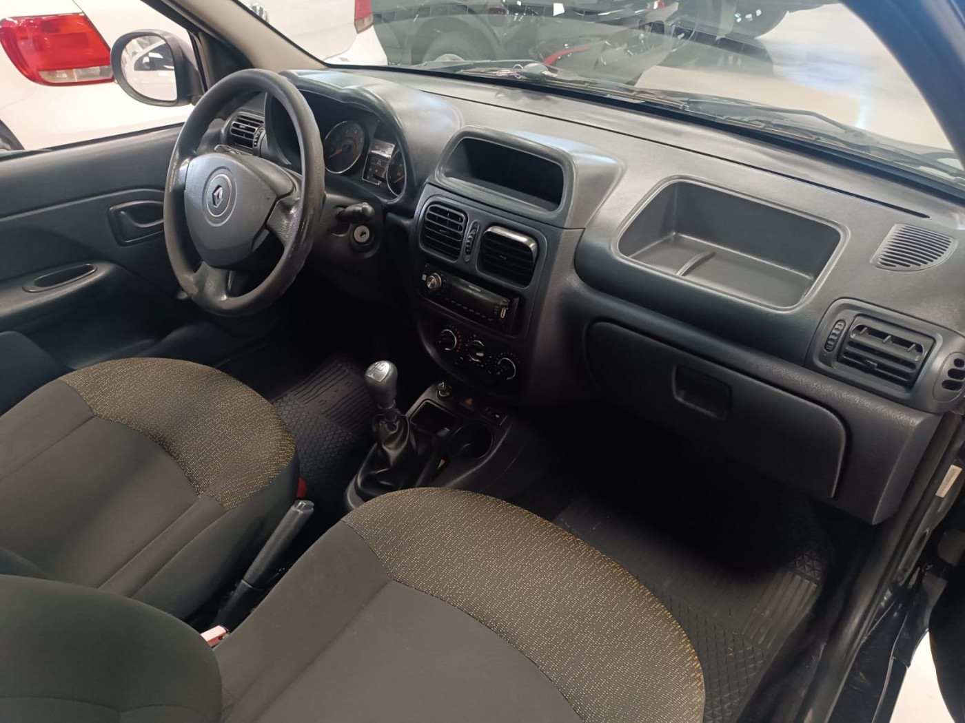 RENAULT CLIO EXPRESSION 1.0 - Foto 4