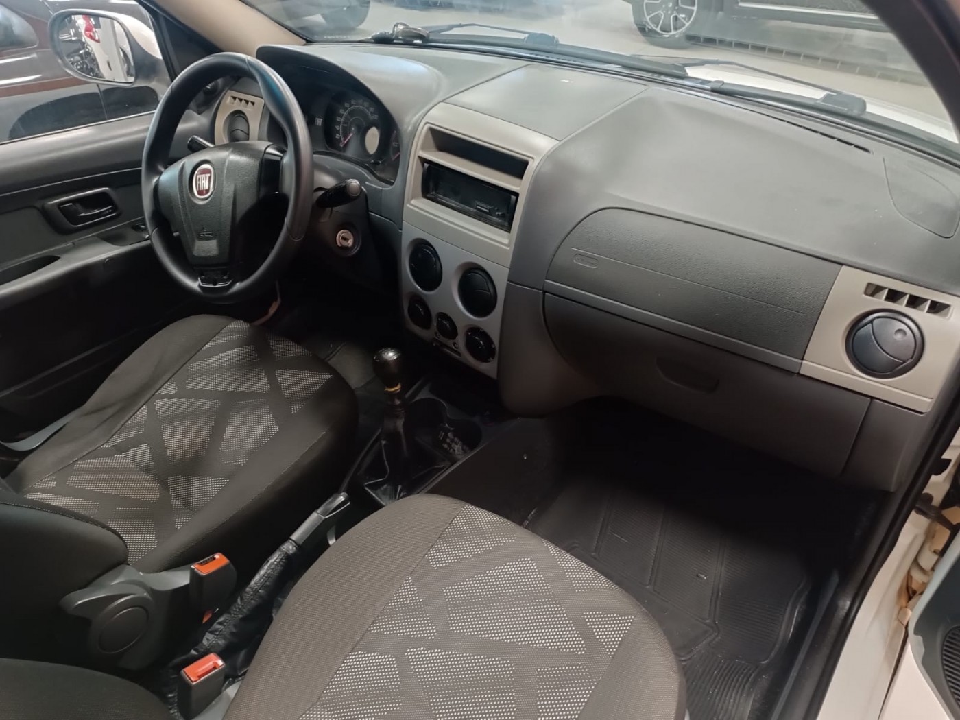 FIAT PALIO FIRE 2014 1.0 - Foto 4
