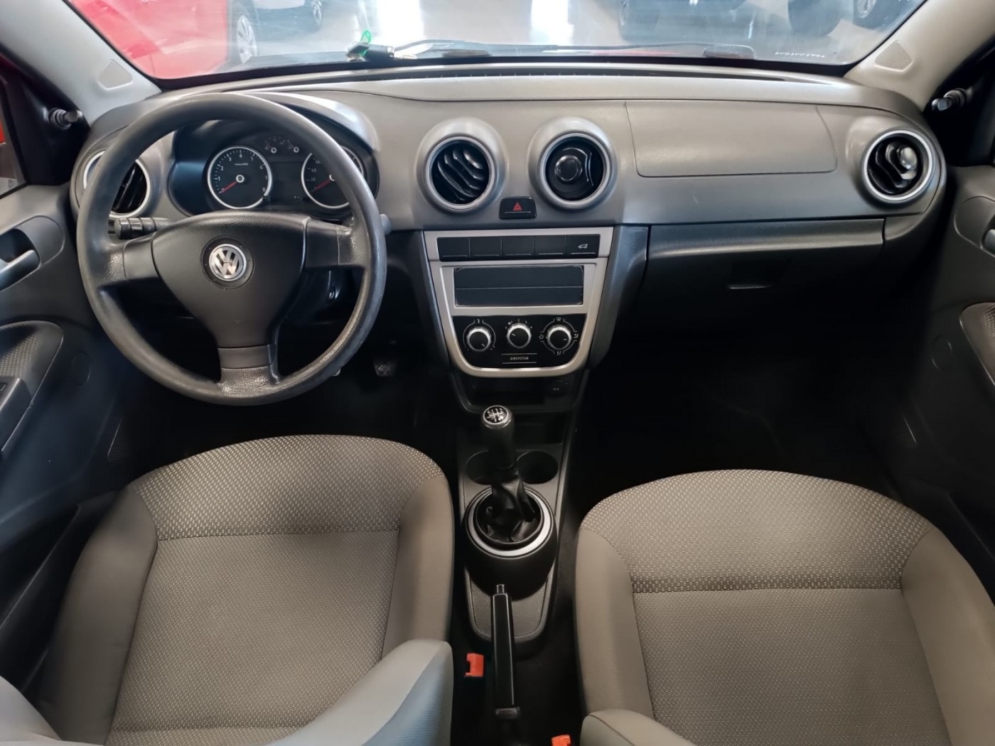 VW VOYAGE 1.0 UNICA DONA - Foto 5