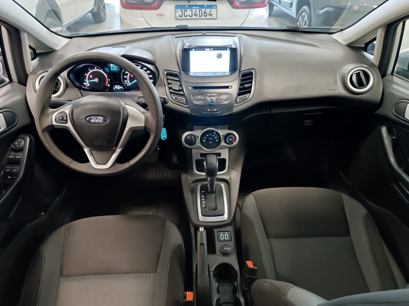 FORD NEW FIESTA 1.6  - Foto 5