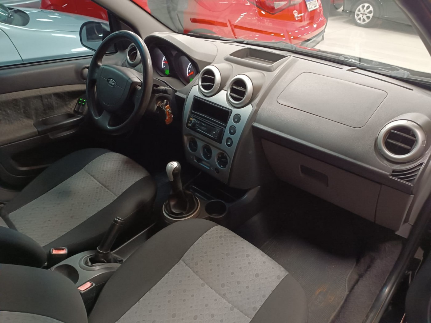 FORD FIESTA 1.6 - Foto 4