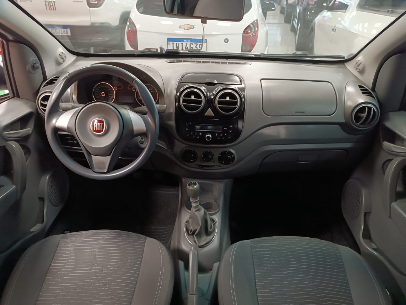 FIAT PALIO ATTRACTIVE 1.0 - Foto 5