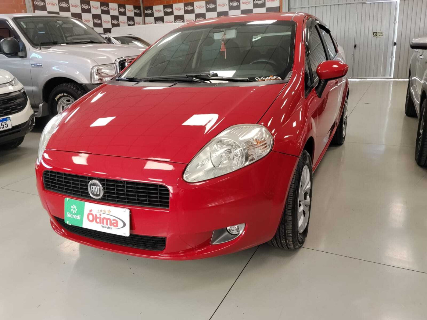 FIAT PUNTO ESSENCE 1.6 - Foto 2