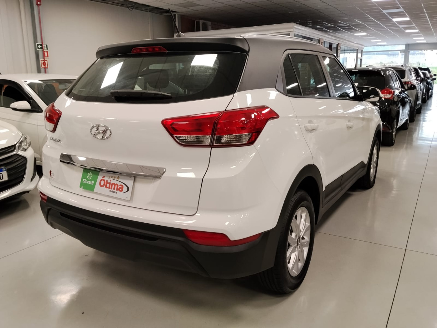 HYUNDAI CRETA ACTION 1.6 - Foto 8